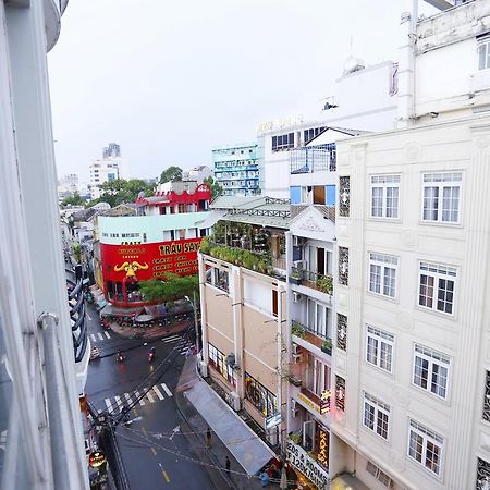 Le Petit Sai Gon Hotel โฮจิมินห์ซิตี้ ภายนอก รูปภาพ